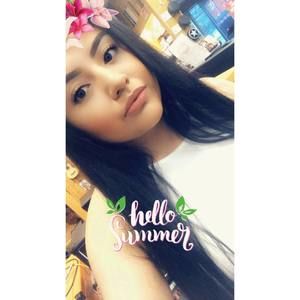 Meet your Posher, Lidia